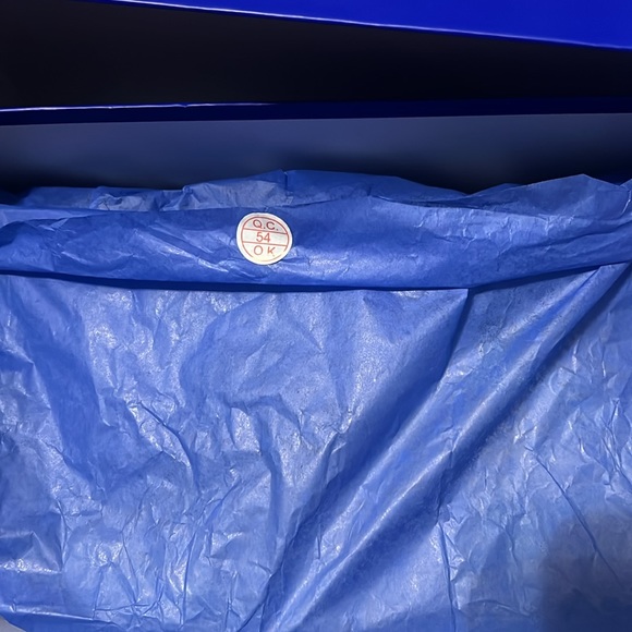 NWOT✨ P448 High-Top Sneakers 🙌🏾 BNIB - Picture 10 of 12